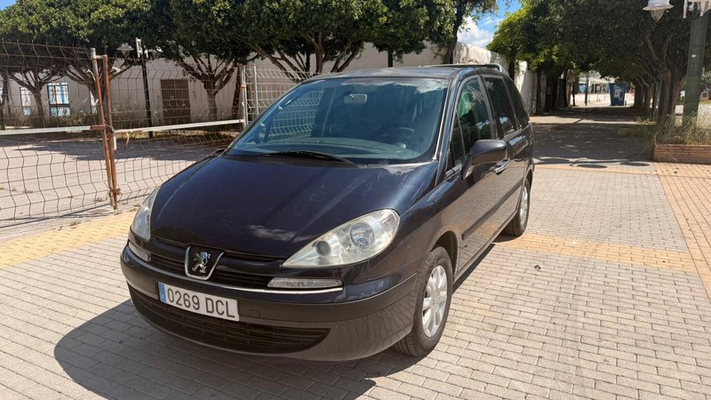 Peugeot 807 2004 - foto 1