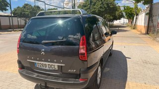 Peugeot 807 2004