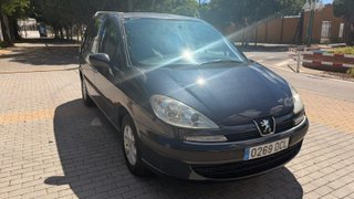 Peugeot 807 2004