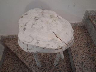 Mesa auxiliar rústica madera maciza