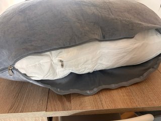 Almohada Embarazada nueva