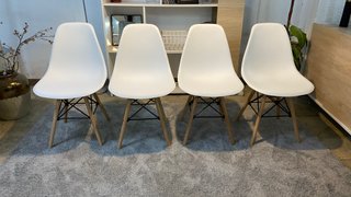 Pack de 4 Sillas Nórdicas Blancas - Estruturas en microfibra