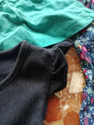 Lote 3 vestidos y mono niña T4