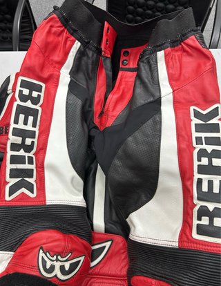 Mono moto Berik GT-2 Talla 54