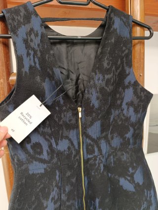 Tubino nero e blu nuovo
