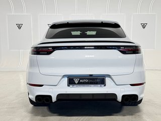 Porsche Cayenne Coupe Turbo 4.0 V8 550cv