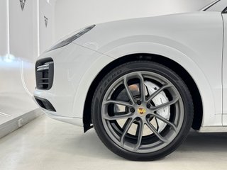 Porsche Cayenne Coupe Turbo 4.0 V8 550cv