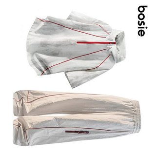 Conjunto deportivo Bosie blanco y rojo