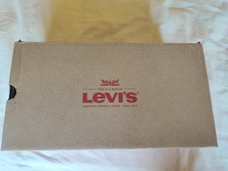 Caja de Zapatos Levi's