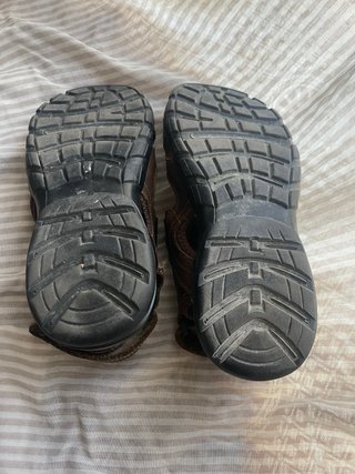 Sandalias Oniro Marrones