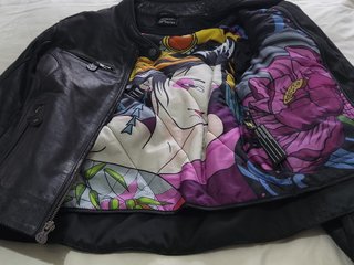 Chaqueta de cuero SEGURA para moto mujer