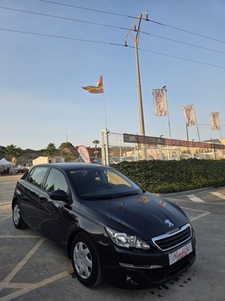 Peugeot 308 2016