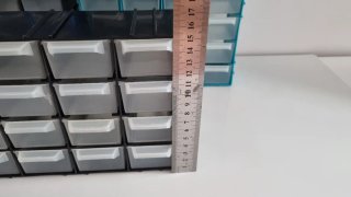 Cajonera organizador plástico.  10 euros cada una