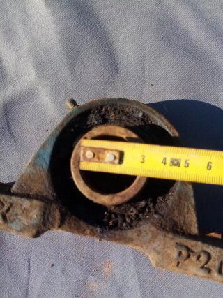 Base con rodamiento