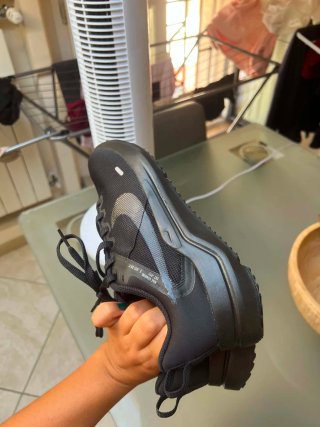 Nike Downshifter 12 Scarpe da Corsa Nere