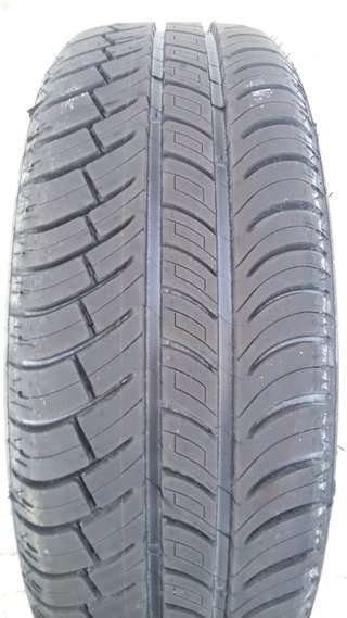 Neumático Michelin 185/60 R15 88H (Nuevo)