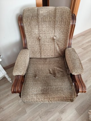 Sofá de madera maciza