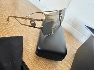 Gafas de sol Versace Doradas y Marrones