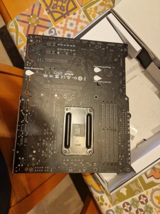 MSI MPG X570 GAMING EDGE WIFI AM4