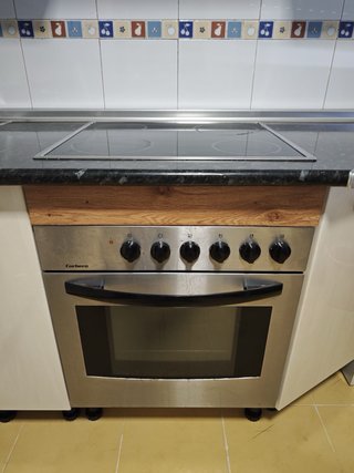 Encimera vitrocerámica y horno