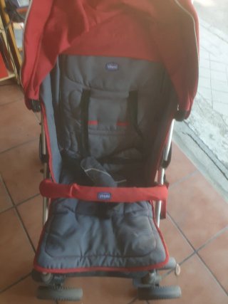 Silla de paseo Chicco roja y gris