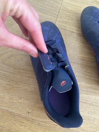Botas de futbol multitaco Decathlon Talla 34