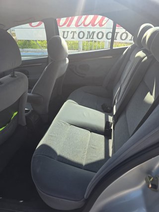 Peugeot 406 2003