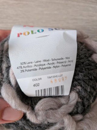 9 ovillos Katia Polo Sur + 2 regalo