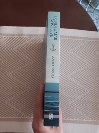 Libro *inpost envío* Donde el mar nos lleve