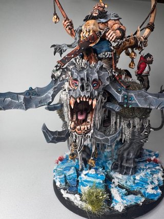Frostlord sobre Stonehorn AoS