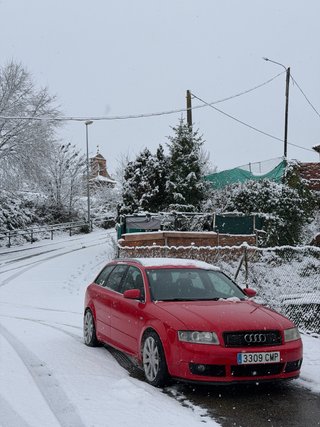 Audi A4 Avant 1.9 TDI 130 CV Quattro 6Vel Sline