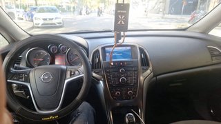 Opel Astra 2011