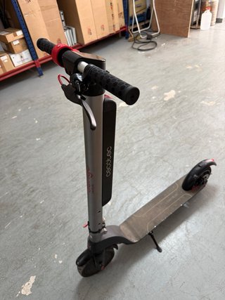 Patinete Cecotec Bongo