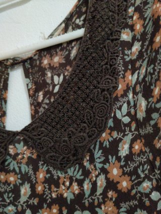 Mono corto floral