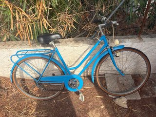 Bicicleta azul estilo retro