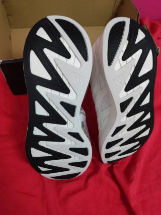 Zapatillas Adidas Adizero Nuevas