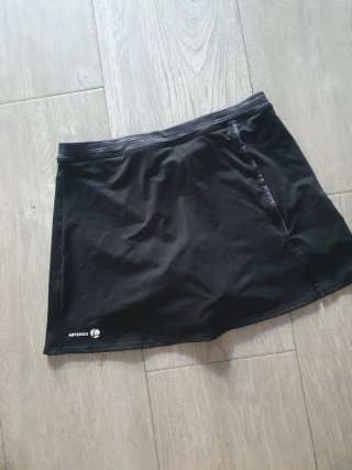 Falda pantalón corta negra ARTENGO