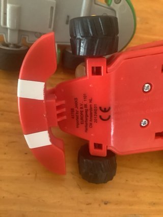 Lote 2 coches Mario Kart juguete