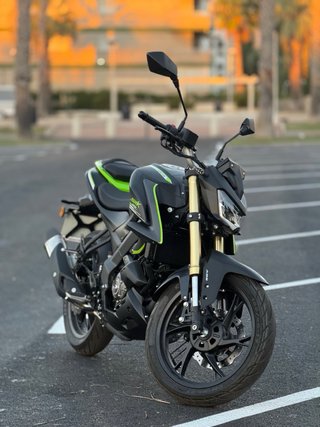 Qj Motor SRK 125 S