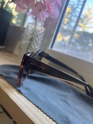 Gafas de sol Hawkers negras y marrones