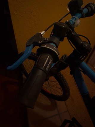 Bicicleta B'Twin Rockrider 500 Decathlon
