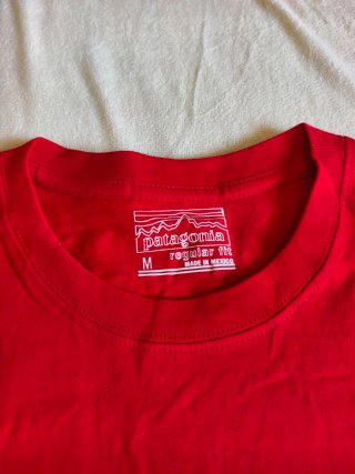 Maglietta Patagonia P-6 Logo Taglia M Rossa
