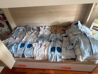 Uniforme escolar niña talla 2-4 guarderia menuts