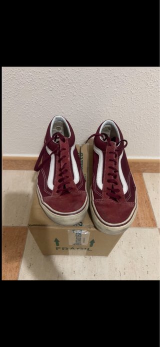 Zapatillas Vans Talla 42.5 Rojas