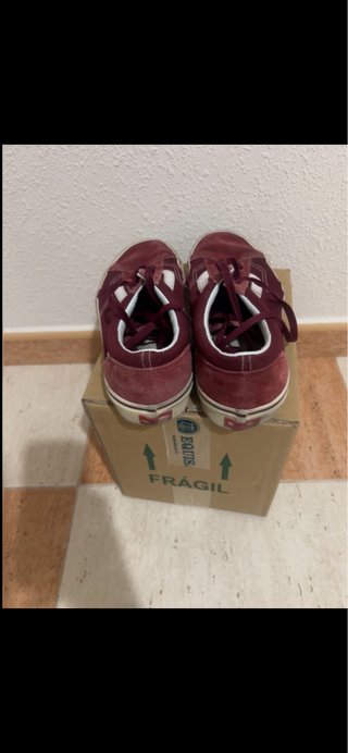 Zapatillas Vans Talla 42.5 Rojas