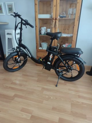 Bicicleta Eléctrica Negra Nueva