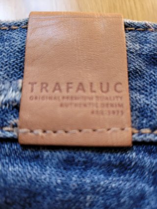 Falda mini denim Zara TRF con rayas