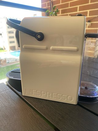 Cafetera Nespresso Krups Blanca