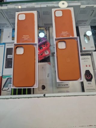 Fundas iPhone 13 Piel Precio/U