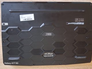 Portátil MSI Raider GE67 2022